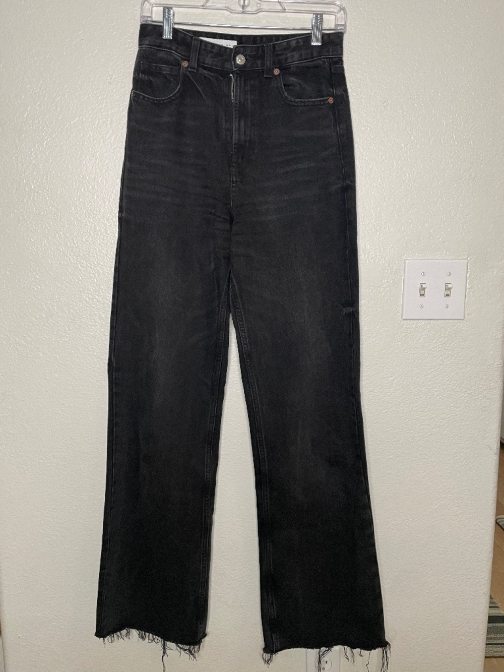 Zara High Waisted Wide Leg Black Jeans sz 4